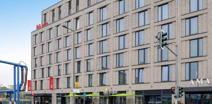 Apsistokite IBIS BERLIN HAUPTBAHNHOF (ADULTS ONLY) viešbutyje už gerą kainą. 