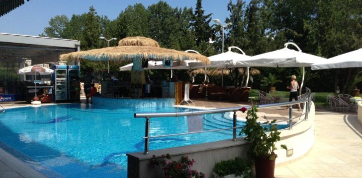 Apsistokite FLAMINGO BEACH viešbutyje už gerą kainą. 