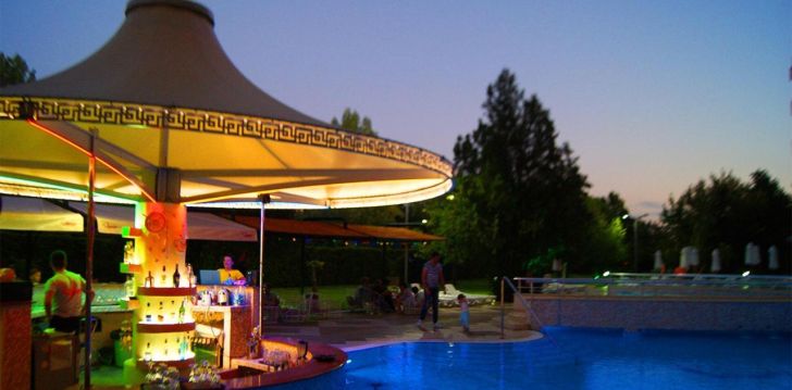 Geras kainos ir kokybės santykis atostogoms - viešbutis FLAMINGO BEACH