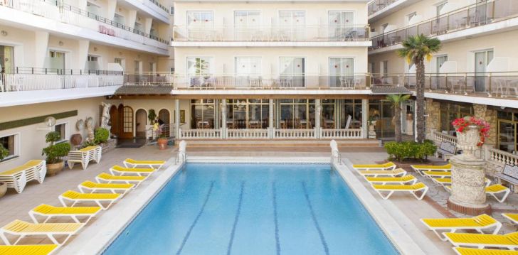 planuoji kelionę į Ispanija? apsistokite 3 viešbutyje HOTEL IBERSOL SORRA D'OR.
