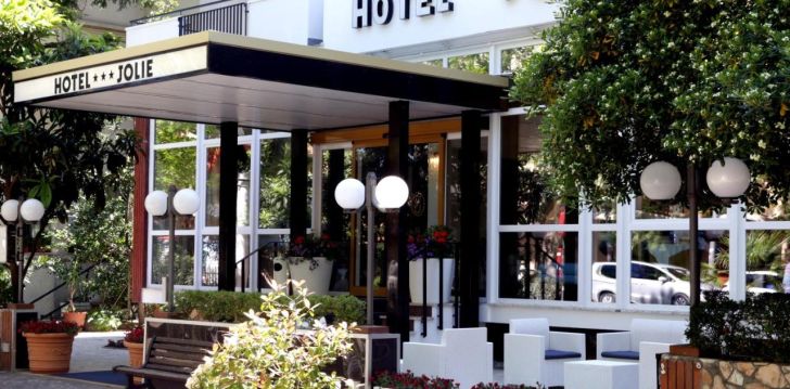 geras kainos ir kokybės santykis atostogoms - viešbutis HOTEL NEW JOLIE