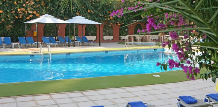 Atostogos Kipras – apsistokite viešbutyje NAVARRIA HOTEL