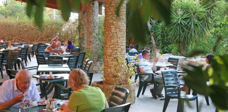 Viešbutis NAVARRIA HOTEL įsikūręs Kipras.