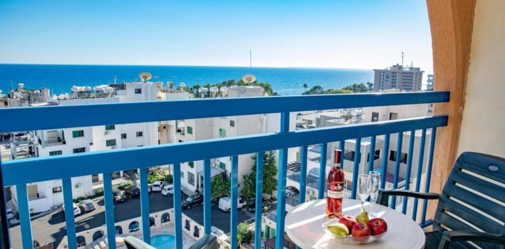 Atostogos Kipras – apsistokite viešbutyje NAVARRIA HOTEL