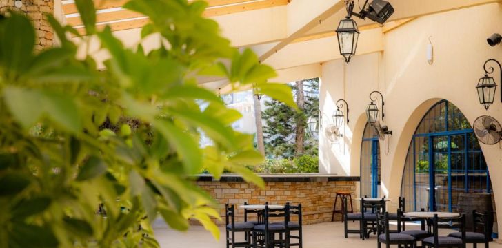 Geras kainos ir kokybės santykis atostogoms - viešbutis NAVARRIA HOTEL