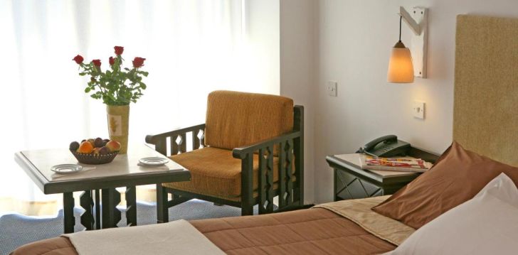 Apsistokite NAVARRIA HOTEL viešbutyje už gerą kainą. 
