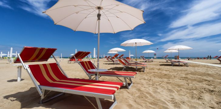 viešbutis HOTEL NEW JOLIE įsikūręs Italija.