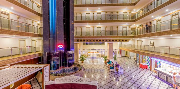 patogus viešbutis jūsų kelionei – 5* HOLIDAY PARK RESORT