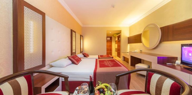 Pramogos Turkijoje 5* viešbutyje BEACH CLUB DOGANAY (IŠ KAUNO) 5