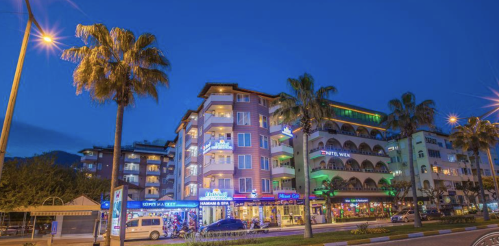jaukus viešbutis HAWAII SUITE BEACH HOTEL, jūsų atostogoms