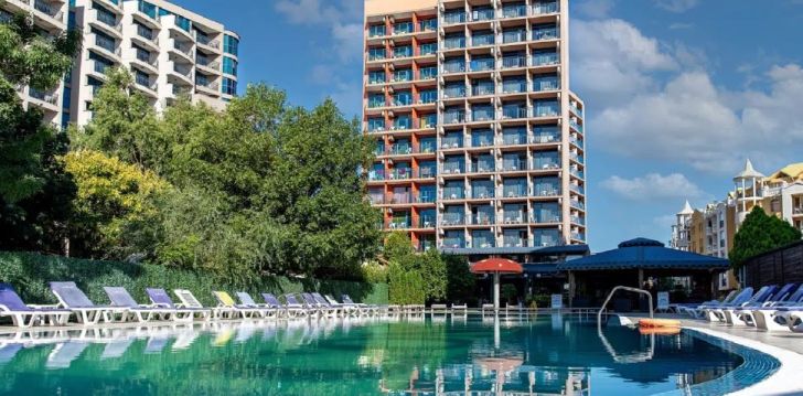 Apsistokite MPM HOTEL CONDOR viešbutyje už gerą kainą. 