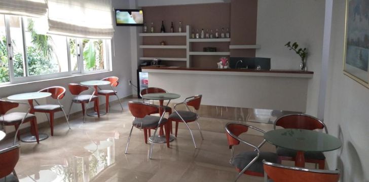APOLLO HOTEL - klientų vertinamas, kaip geras kainos ir kokybės santykis. 