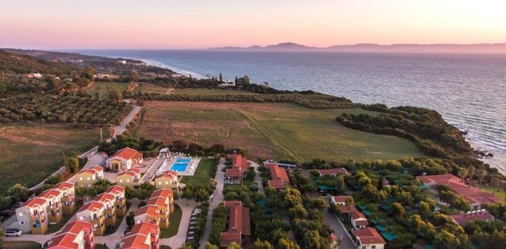 Nepraleisk progos pailsėti už gerą kainą - viešbutyje FOURNIA BEACH