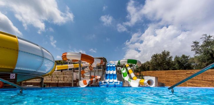 apsistokite CARETTA PARADISE viešbutyje už gerą kainą. 