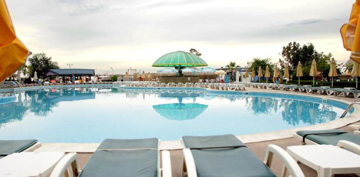 geras kainos ir kokybės santykis atostogoms - viešbutis HOTEL SLAVYANSKI