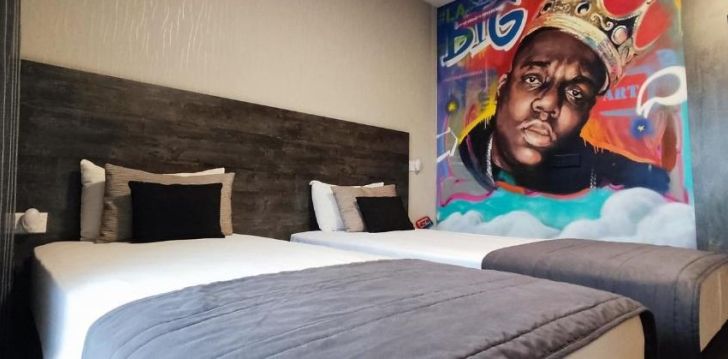 apsistokite RISE ART HOTEL viešbutyje už gerą kainą.