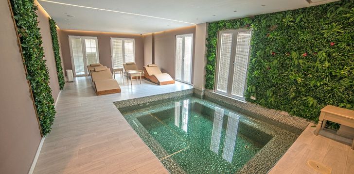 Apsistokite FLOWER & SPA viešbutyje už gerą kainą. 