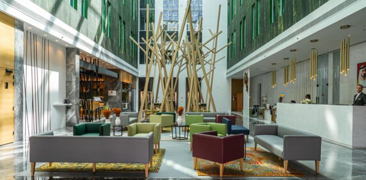 apsistokite AL KHOORY COURTYARD HOTEL viešbutyje už gerą kainą. 