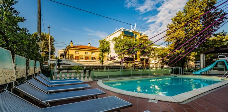 Apsistokite HOTEL EXECUTIVE LA FIORITA viešbutyje už gerą kainą. 