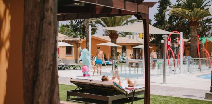 Nepraleisk progos pailsėti už gerą kainą - viešbutyje SUITES & VILLAS BY DUNAS