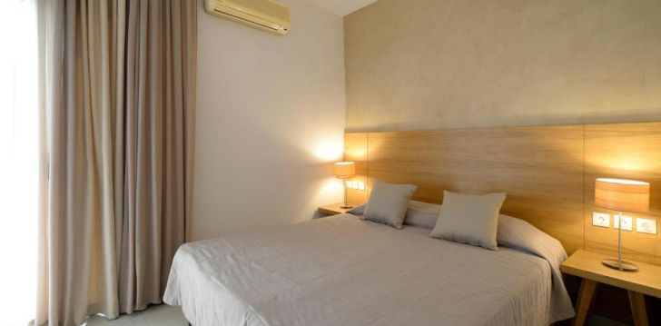 apsistokite GOLDEN BEACH HOTEL viešbutyje už gerą kainą.