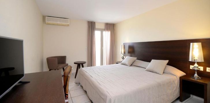 viešbutis GOLDEN BEACH HOTEL įsikūręs Graikija.