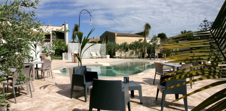 viešbutis DIVINO HOTEL įsikūręs Italija.