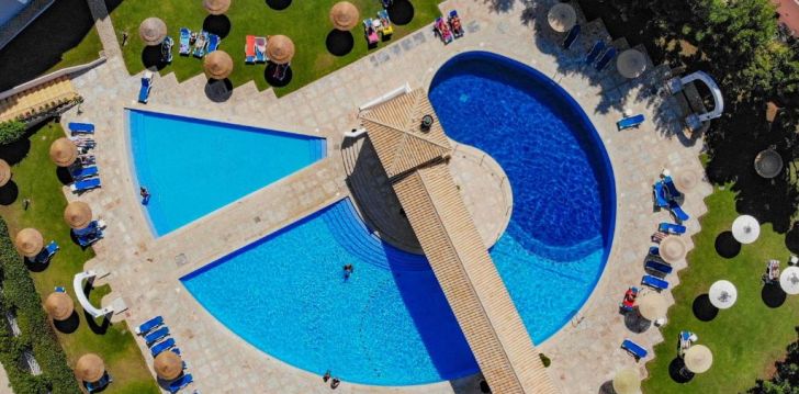 apsistokite CLUBE VILAROSA viešbutyje už gerą kainą. 