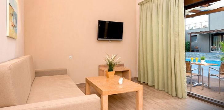 viešbutis MARY'S RESIDENCE SUITES AND LUXURY įsikūręs Graikija.