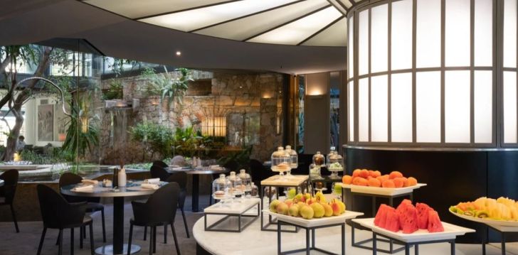 THE NICOLAUS HOTEL BARI - klientų vertinamas, kaip geras kainos ir kokybės santykis.