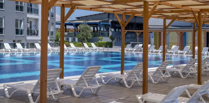 Apsistokite JURA HOTELS LARA (ex. ROYAL TOWERS LARA) viešbutyje už gerą kainą.