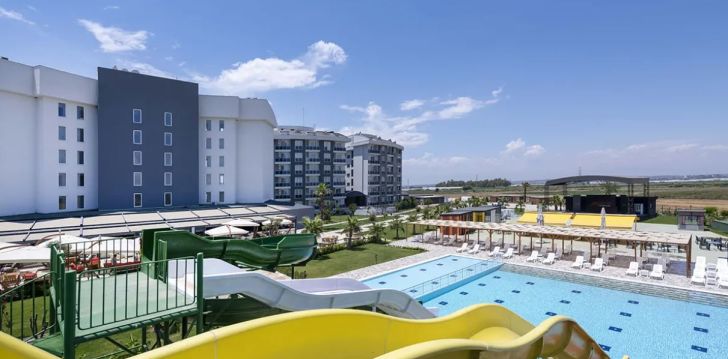 Nepraleisk progos pailsėti už gerą kainą - viešbutyje JURA HOTELS LARA (ex. ROYAL TOWERS LARA)