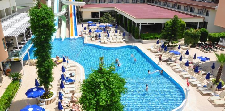 apsistokite SIDE YESILOZ HOTEL viešbutyje už gerą kainą. 