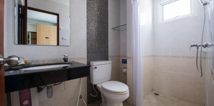 viešbutis SEA BREEZE JOMTIEN RESORT įsikūręs Tailandas.