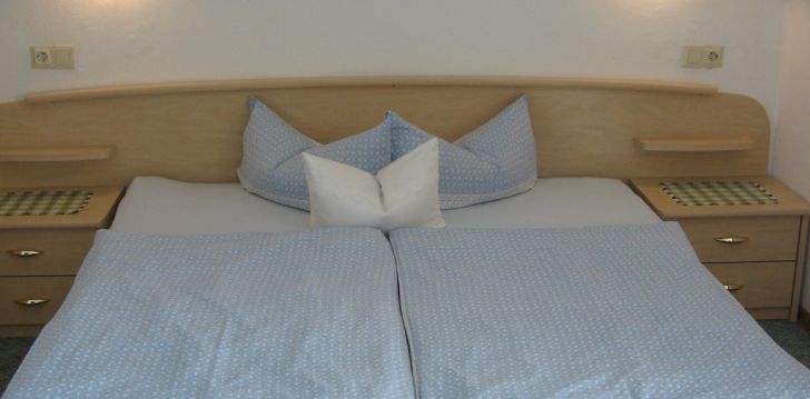 apsistokite HONSERHOF PENSION (MAYRHOFEN) PENS viešbutyje už gerą kainą.
