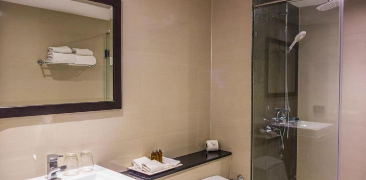 atostogos Tailandas – apsistokite viešbutyje UNIQUE REGENCY HOTEL