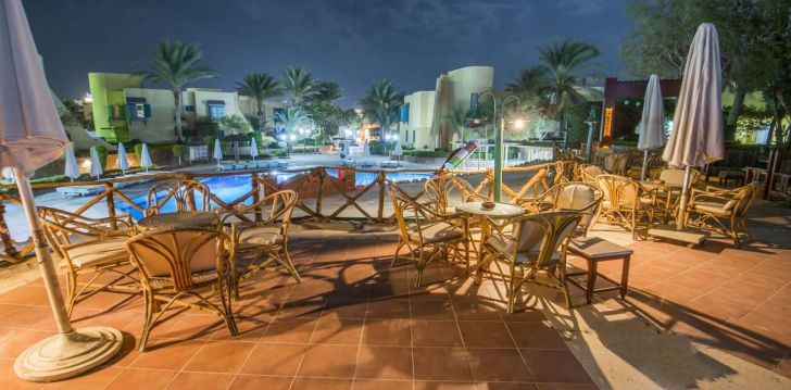nepraleisk progos pailsėti už gerą kainą - viešbutyje EAGLES DOWN TOWN ZAHABIA RESORT