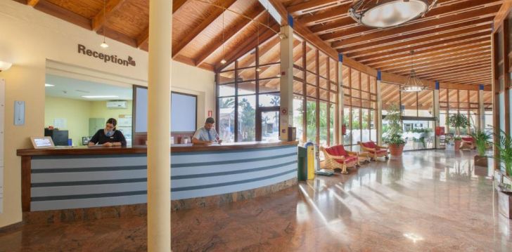 rinkitės viešbutį APARTAMENTOS MONTE FELIZ kelionei į Ispanija