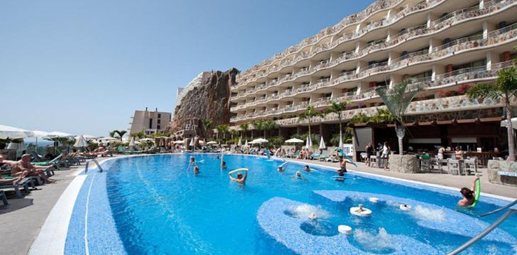 Apsistokite HOTEL LIVVO VALLE TAURITO viešbutyje už gerą kainą.