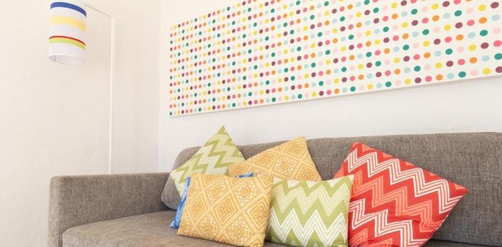 planuoji kelionę į Ispanija? apsistokite 4 viešbutyje R2 MARYVENT BEACH APARTMENT.