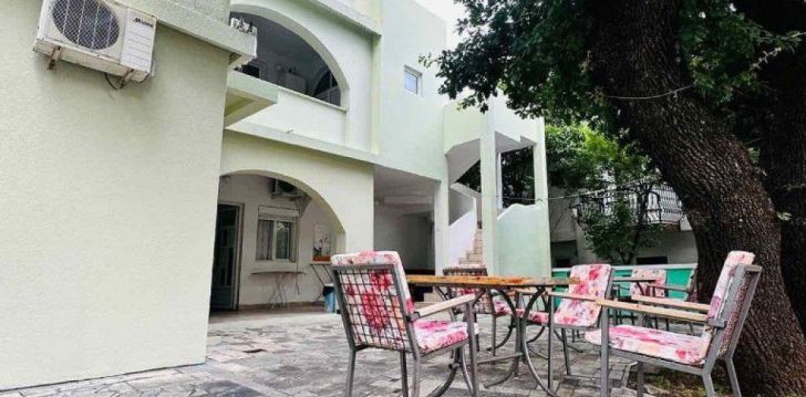 apsistokite ROOMS KORAC viešbutyje už gerą kainą. 
