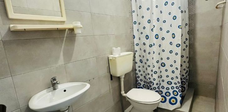 planuoji kelionę į Juodkalnija? apsistokite 2 viešbutyje ROOMS KORAC.