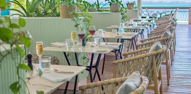 atostogos Maldyvai – apsistokite viešbutyje MALAHINI KUDA BANDOS RESORT