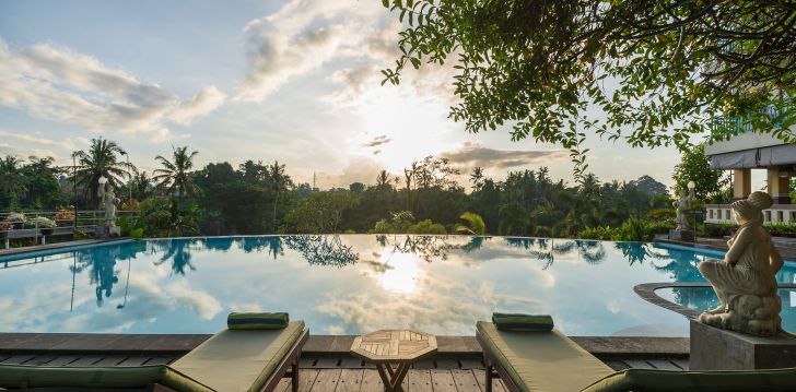 Apsistokite POILSINĖ KELIONĖ su 2 ekskursijomis (apgyvendinimas 3* ROYAL CASA GANESHA + 3* IBIS STYLES BENOA) viešbutyje už gerą kainą. 