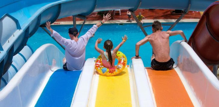 apsistokite MIRAGE BAY RESORT & AQUA PARK viešbutyje už gerą kainą.