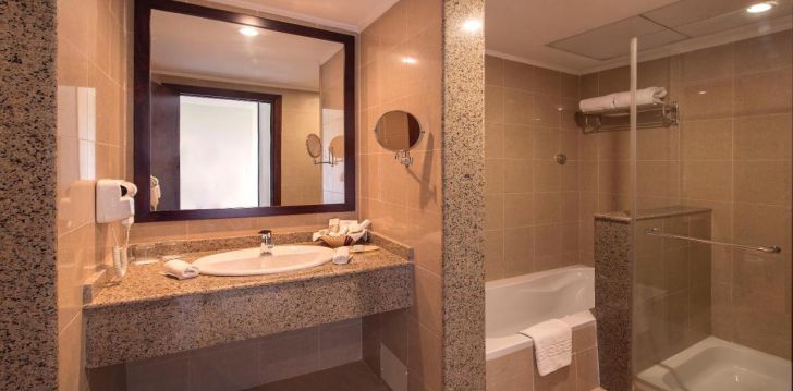 apsistokite STELLA MAKADI GARDENS RESORTS viešbutyje už gerą kainą.