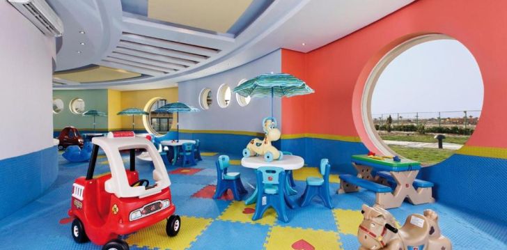 viešbutis MOVENPICK WATERPARK RESORT & SPA SOMA BAY įsikūręs Egiptas.