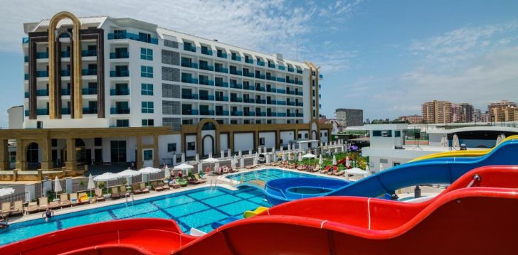 THE LUMOS DELUXE RESORT HOTEL & SPA - klientų vertinamas, kaip geras kainos ir kokybės santykis. 
