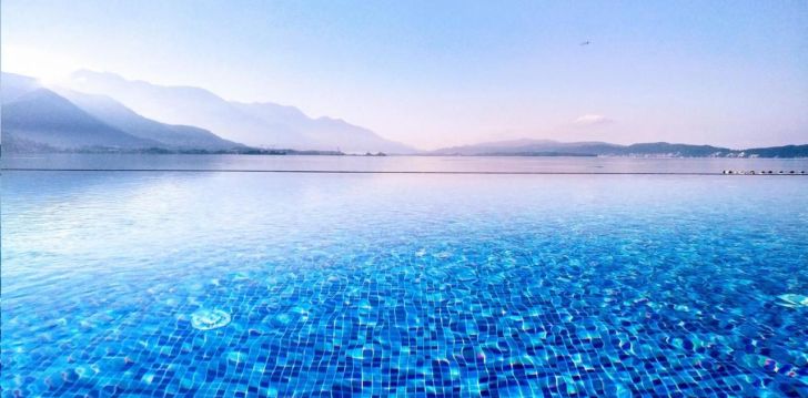 Apsistokite CARINE HOTEL DELFIN viešbutyje už gerą kainą. 