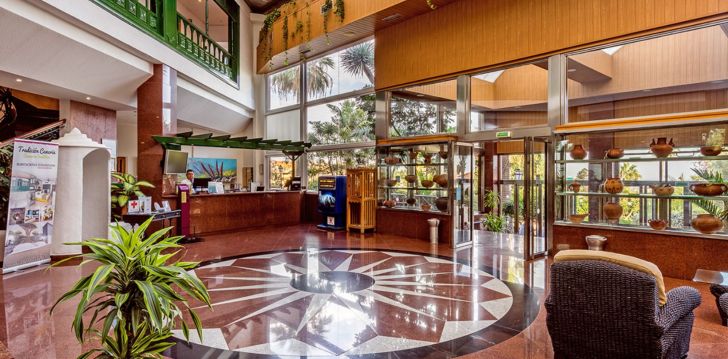 Apsistokite BLUE SEA COSTA JARDIN & SPA viešbutyje už gerą kainą.